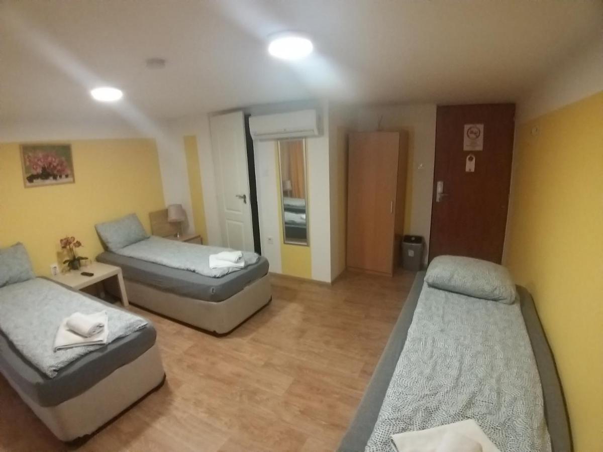Deniz Guesthouse Budapest Ngoại thất bức ảnh