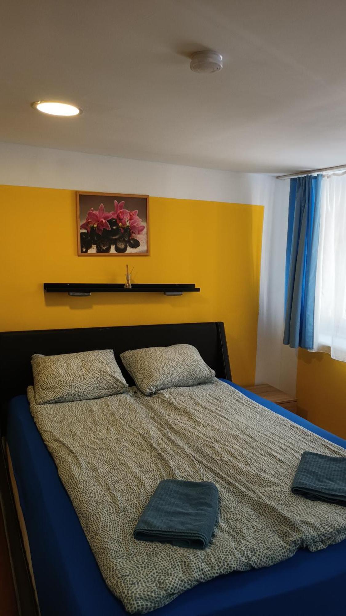 Deniz Guesthouse Budapest Ngoại thất bức ảnh